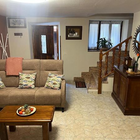 Apartamentos Rurales Los Villares 科伦加 外观 照片