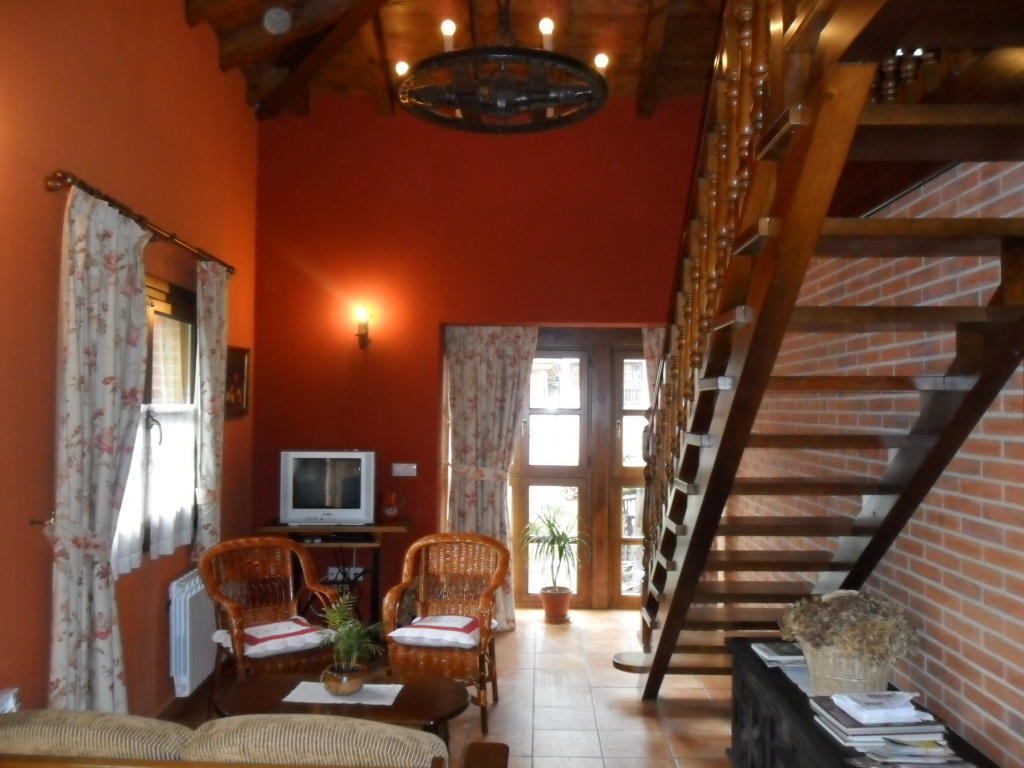 Apartamentos Rurales Los Villares 科伦加 客房 照片