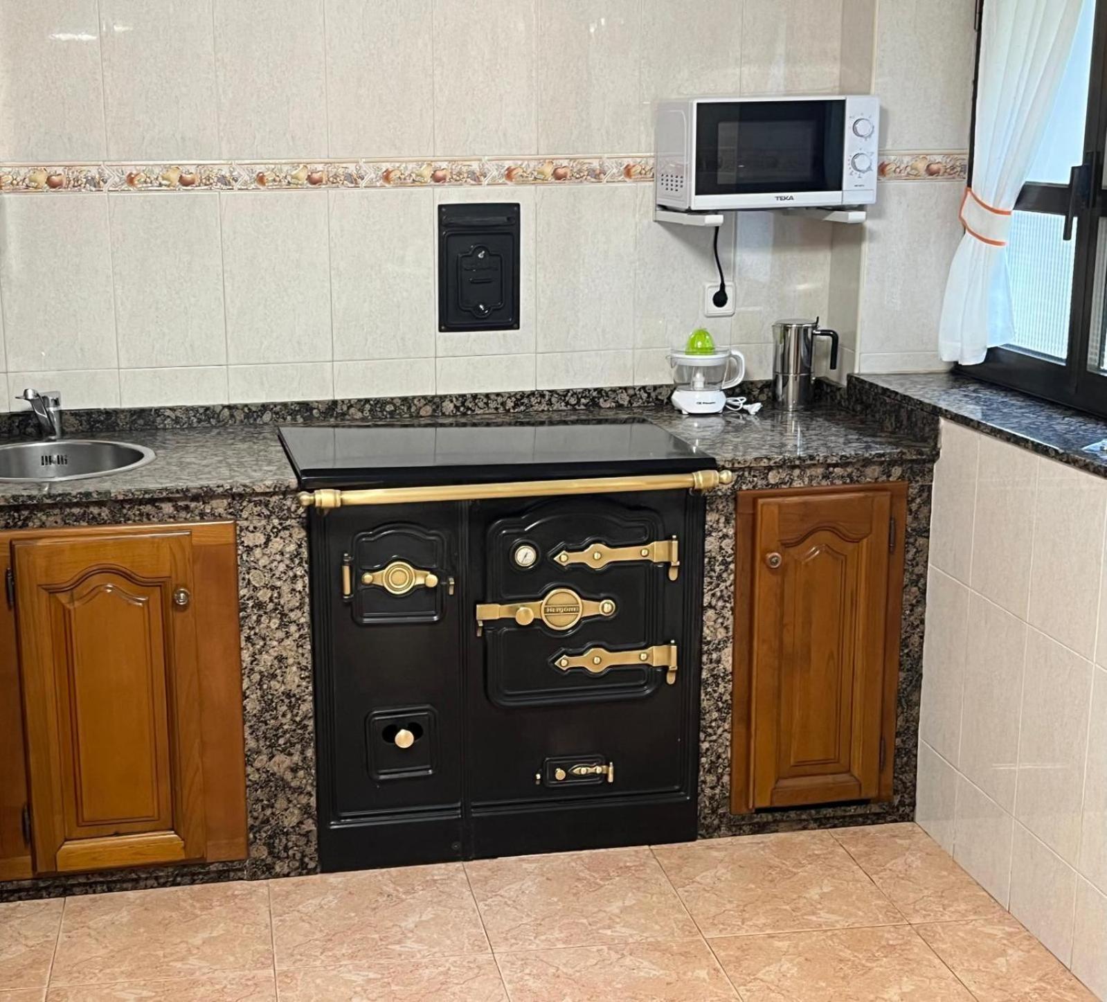 Apartamentos Rurales Los Villares 科伦加 外观 照片