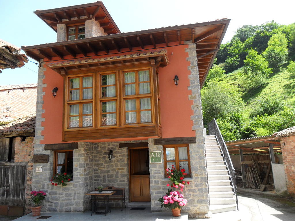 Apartamentos Rurales Los Villares 科伦加 外观 照片