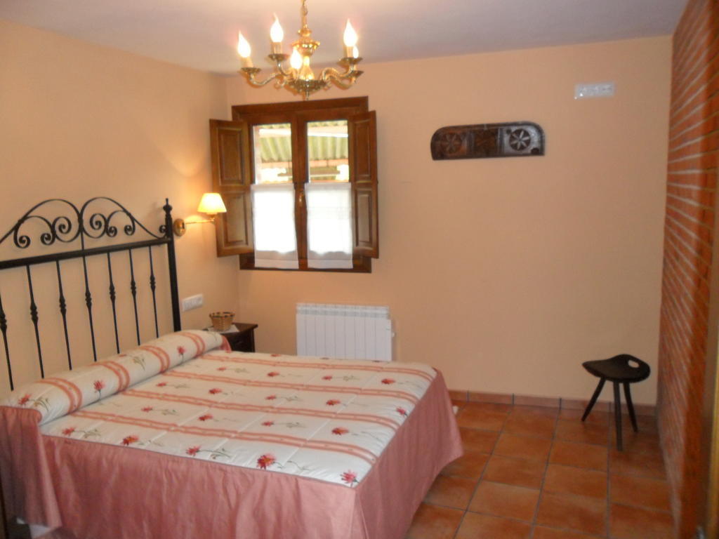 Apartamentos Rurales Los Villares 科伦加 客房 照片